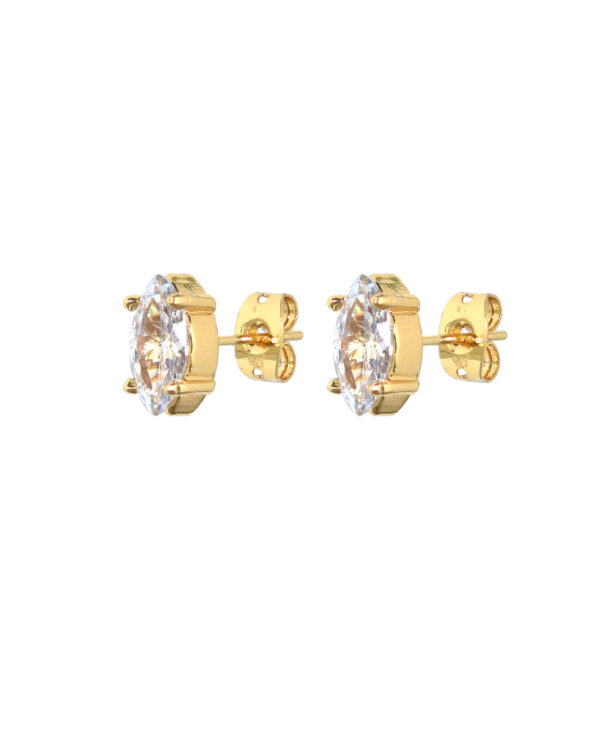 Chique Marques gouden oorbellen met elk een ingelegde edelsteen van Juli Dans Jewels